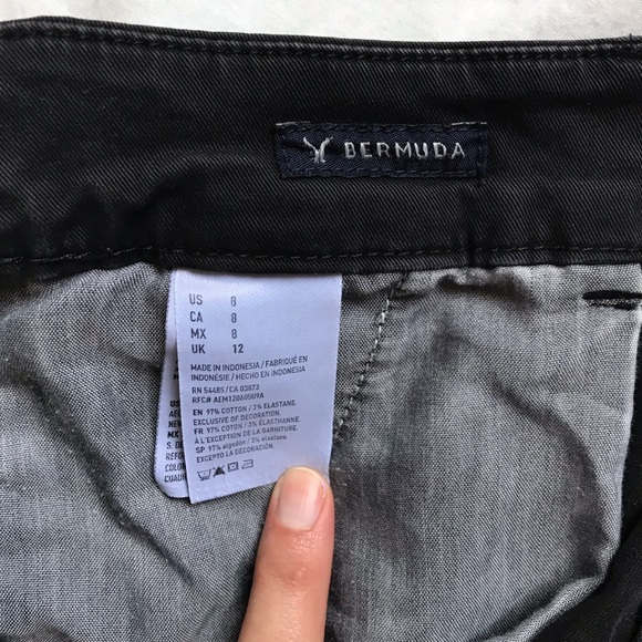 Black Bermuda Shorts - Picture 5 of 5